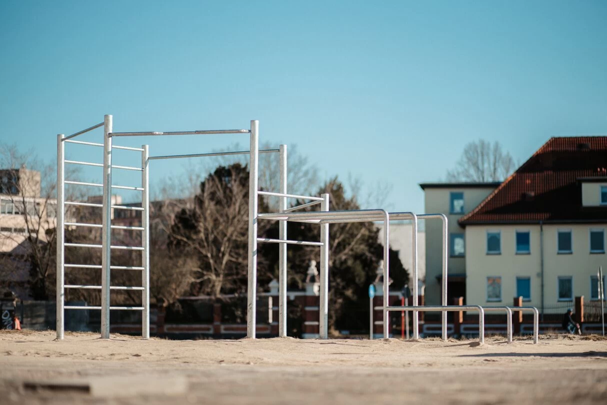 BARBARA® Workoutpark, Feuerverzinkt – Bild 17